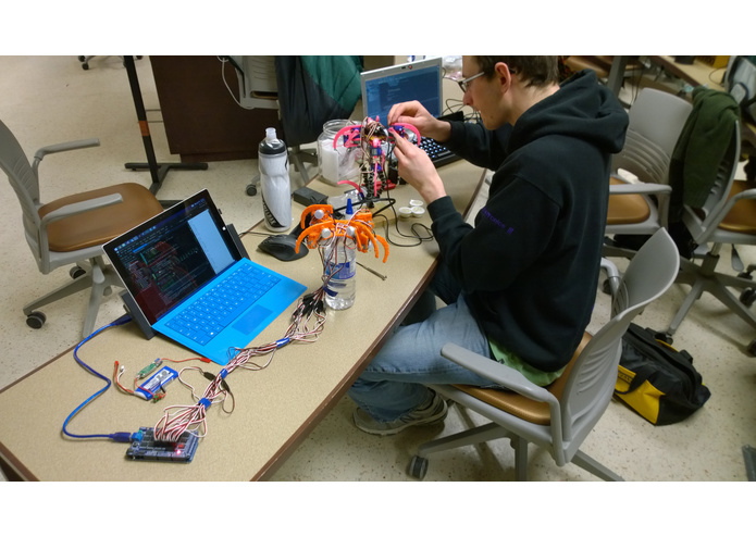 Shadow Spider and Myo Robotooth – screenshot 1