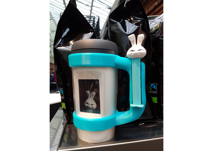 Bunny PEZ / Muki Cup Holder – screenshot 1