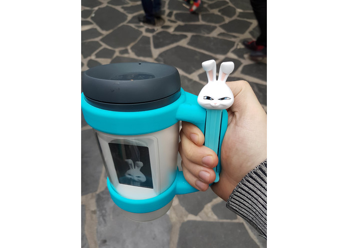 Bunny PEZ / Muki Cup Holder – screenshot 2