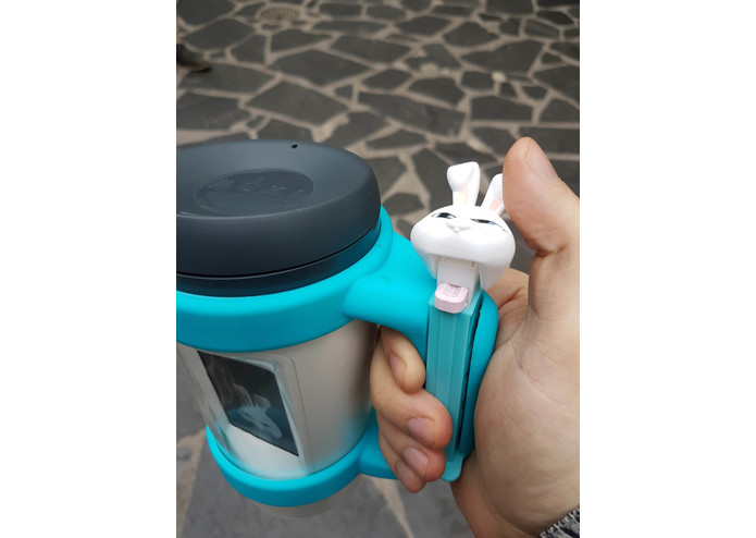 Bunny PEZ / Muki Cup Holder – screenshot 3