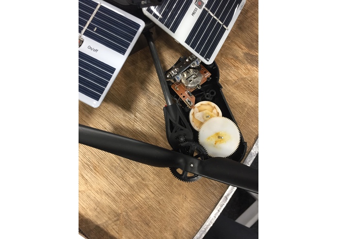 Power to the People Drone: Self-Charging Drone w/Wifi – screenshot 2