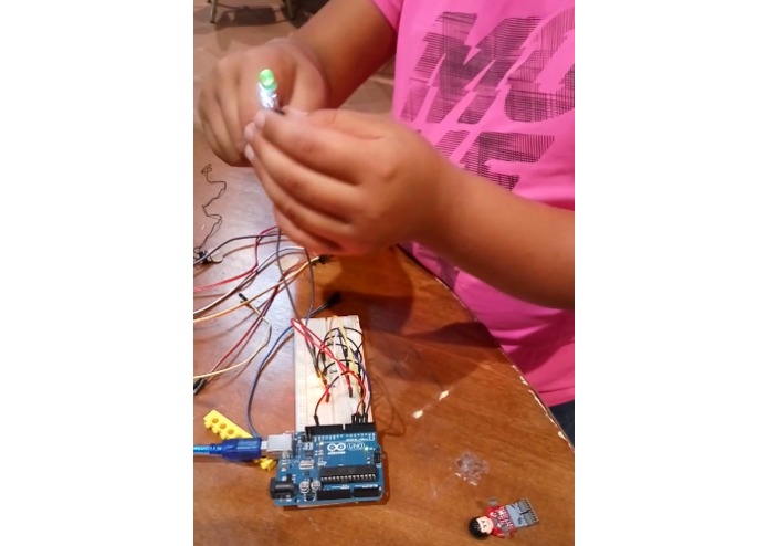 lego + arduino to learn basic programming – screenshot 1