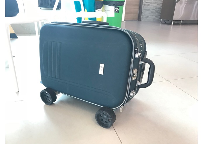 Smart Luggage System By Unpluggers – screenshot 2