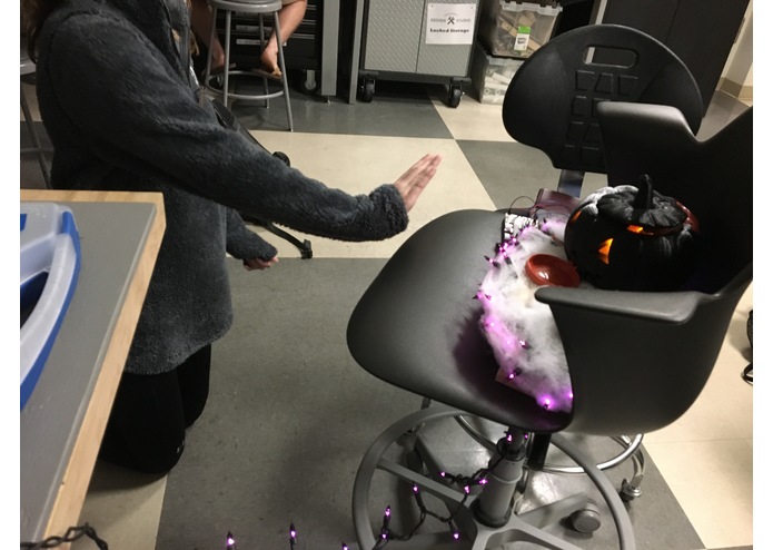 VandyHacksIV - Pumpkin Candy Launcher – screenshot 1