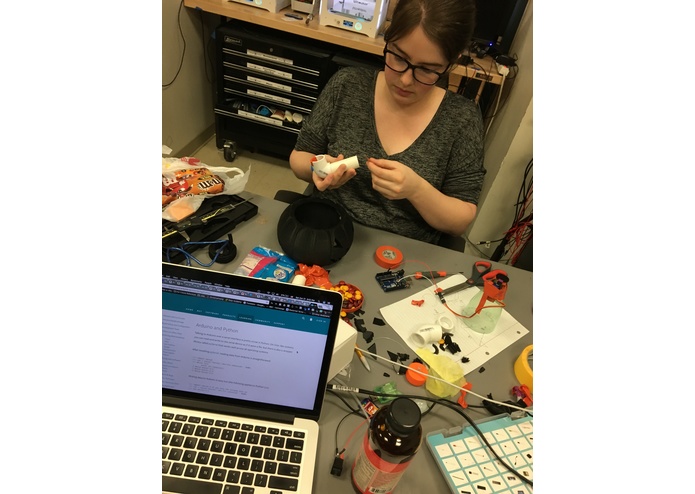 VandyHacksIV - Pumpkin Candy Launcher – screenshot 6
