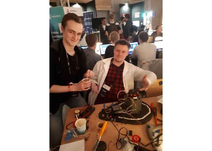 Future Gadget #002 (Persistence of vision display) – screenshot 3