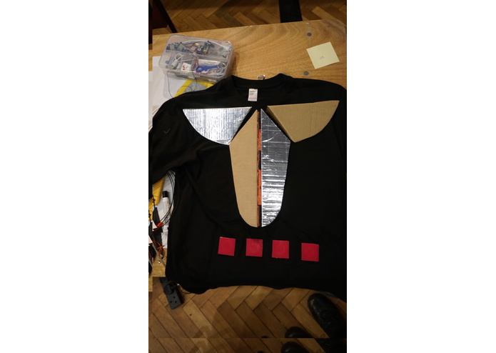 polyphonic theremin teeshirt – screenshot 1