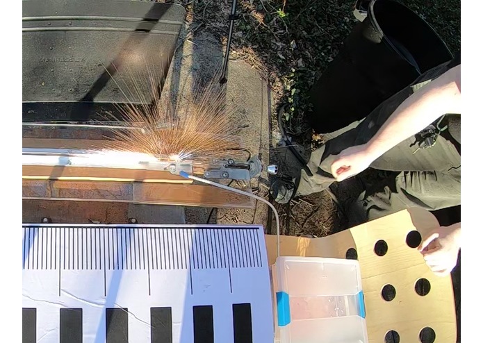 Benchtop linear accelerator (railgun) – screenshot 14