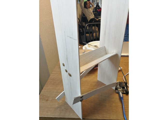 Carpenter: creating 3D model from nothing but pics & wood – screenshot 4