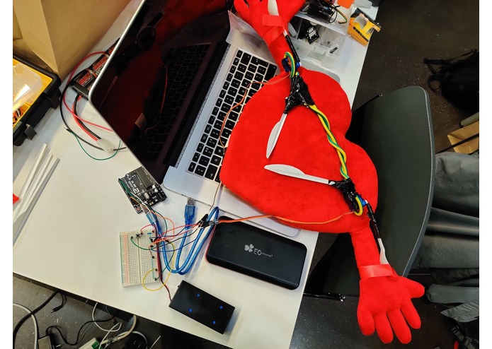 Hug Me Like You Do – screenshot 2