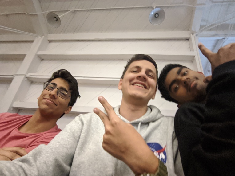 AIR – screenshot 1