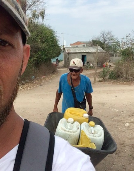 Water to Tierra Bomba Island – screenshot 1