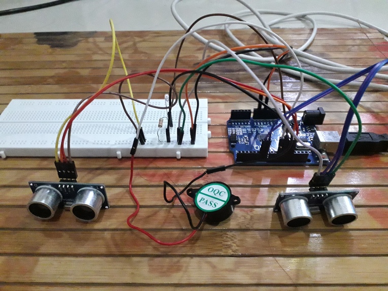 ADC ( Alarm Distancing Covid) – screenshot 1