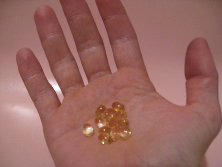 One capsule One Life . . Ether + alkehol + sugar in capsule – screenshot 2