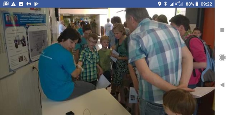 A glove for life – screenshot 1