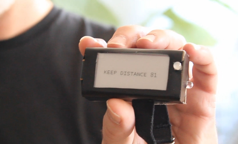 Wearable solution to keep security distance for individuals – screenshot 1