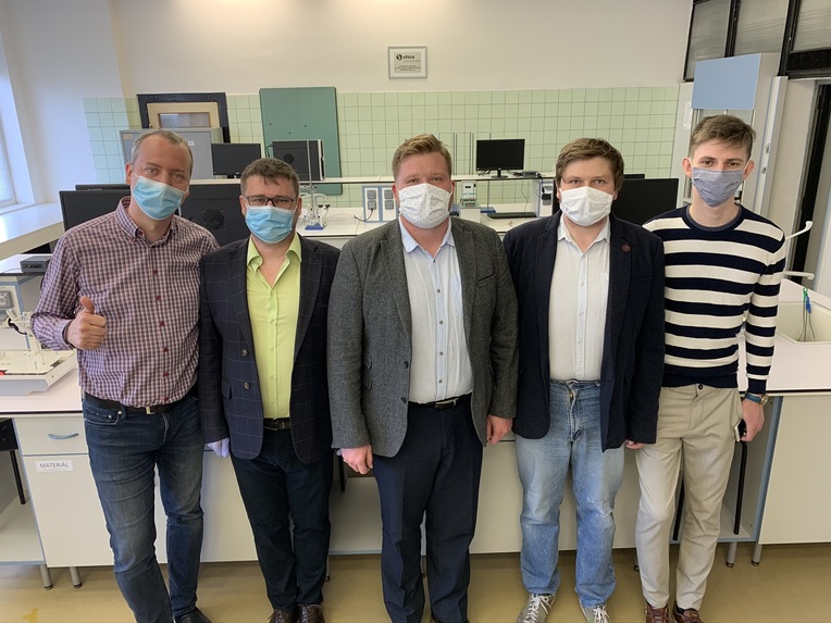 Q-VENT Lung Ventilator – screenshot 5