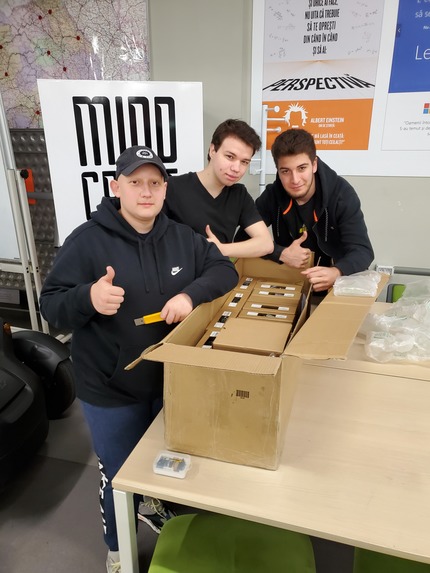 Medical assistant robot for fighting the spread of Covid-19 – screenshot 8