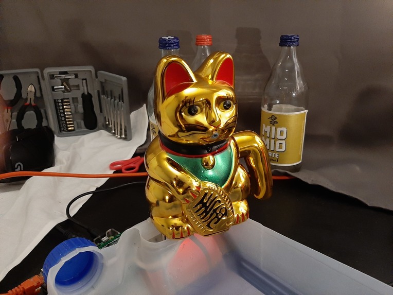 Unlucky cat (sillyhacks) – screenshot 1