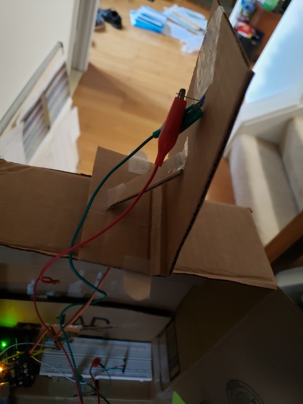 A Fun Halloween Motion Detector – screenshot 3