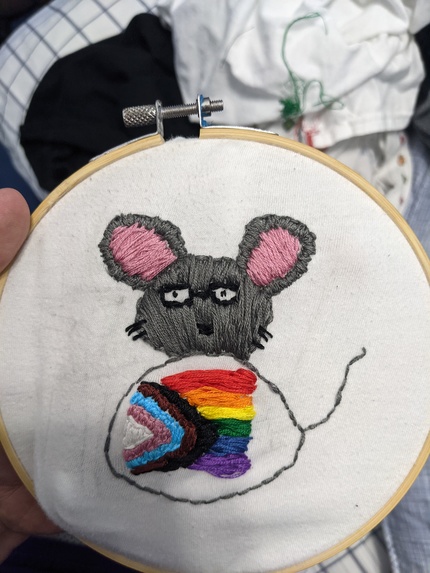 Pride Mouse Stitch – screenshot 1