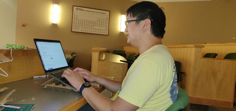 $999 stand – screenshot 4