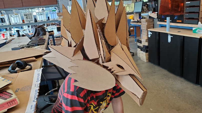 Dragon head helmet – screenshot 3