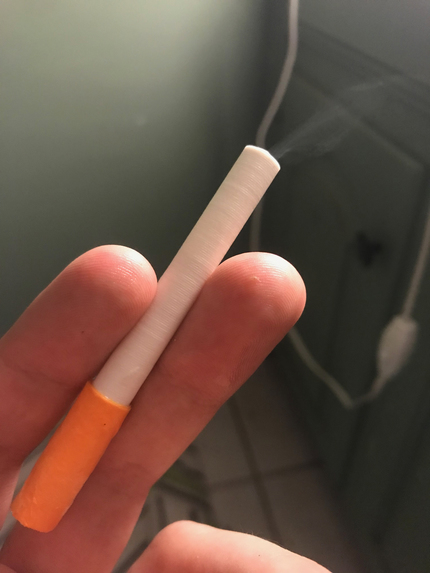 3D Printed Fake Cigarette with Dry Ice – screenshot 4