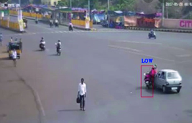 Accident detector in cctv  – screenshot 1