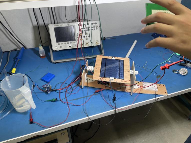 Autonomous Adaptive Solar Ecosystem – screenshot 2