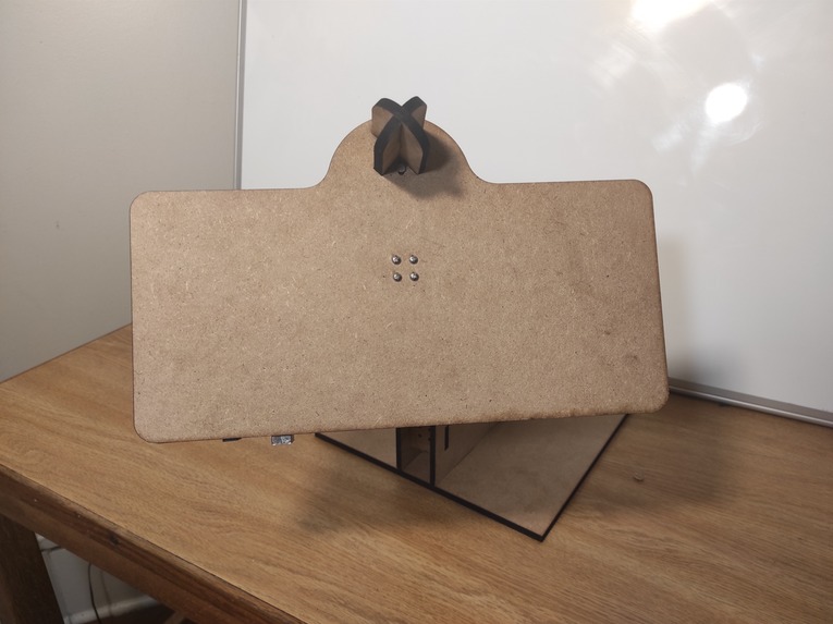 Portable Sun-Tracking System for Small Solar Panels – screenshot 1