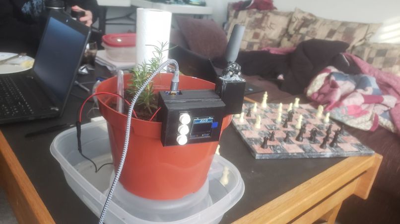 self watering smartplant - team aqua smartplant – screenshot 1