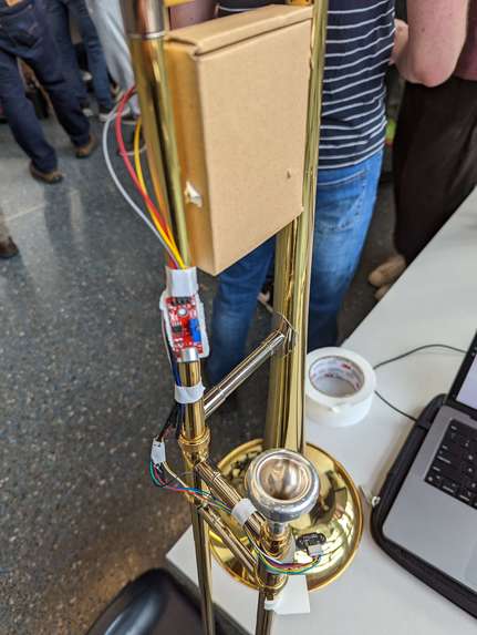 Trombone Video Game Controller – screenshot 1