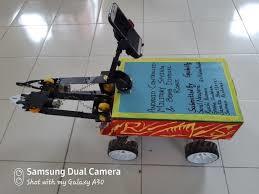 Bomb disposal robots typically render explosives in risks – screenshot 1