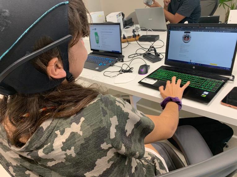 Mind-controlled prosthesis – screenshot 1