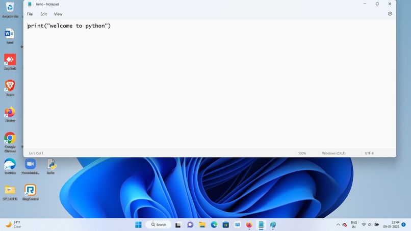 say hello world – screenshot 1