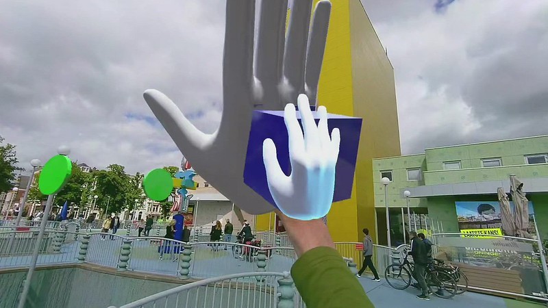 Distant Hand – screenshot 1