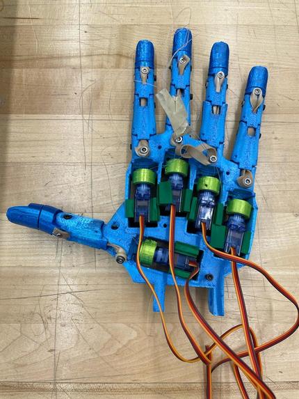 Tele Operated Robot for assistance in hazardous environments – screenshot 2