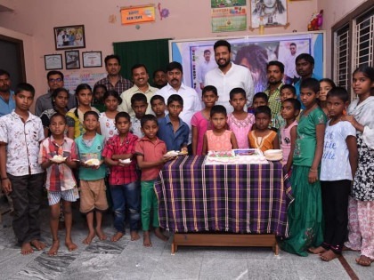 Team100_Harmony Hands – screenshot 5