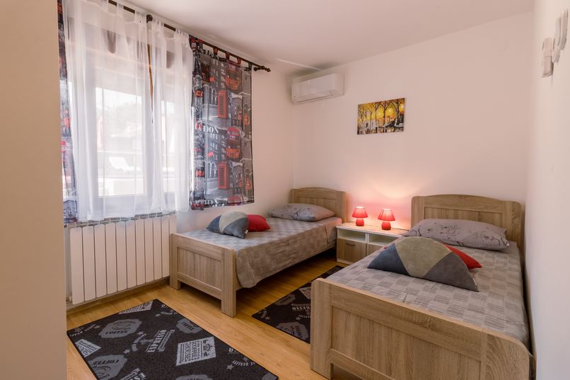 Hostel Booking – screenshot 4