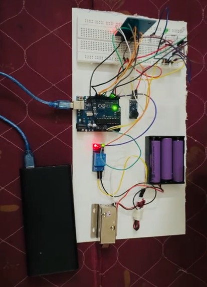 Door lock using RFID – screenshot 1