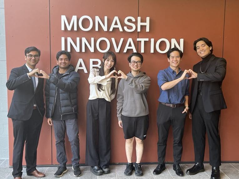 ToriTomo – screenshot 1