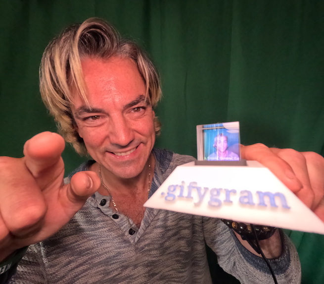 .gifygram studios and The .gifycube – screenshot 1