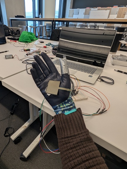 Aim Glove – screenshot 2
