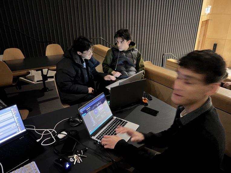 Cluster – screenshot 5