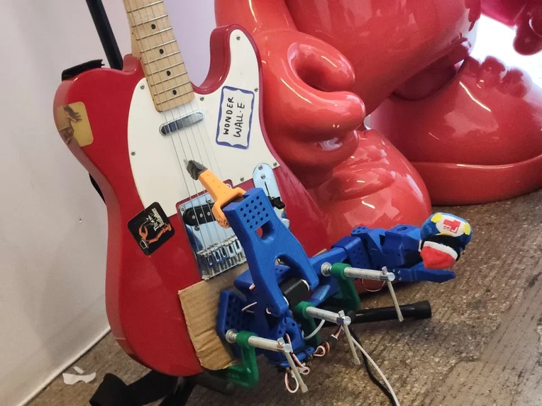 WONDERWALL·E – screenshot 2