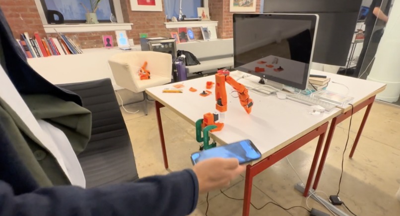 iSO-100 (Use your iPhone to control an arm) – screenshot 1