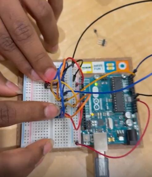 Arduino Health Monitoring Dashboard – screenshot 1
