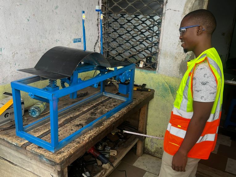 KINETIC POWER SYSTEMS – Energy-Generating Speed Breaker – screenshot 4