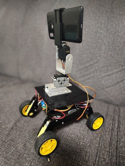AI-Powered Gimbal System for Subject-Centric Video Recording – screenshot 1